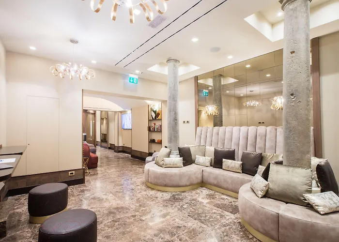 Solo Experience Hotel Firenze
